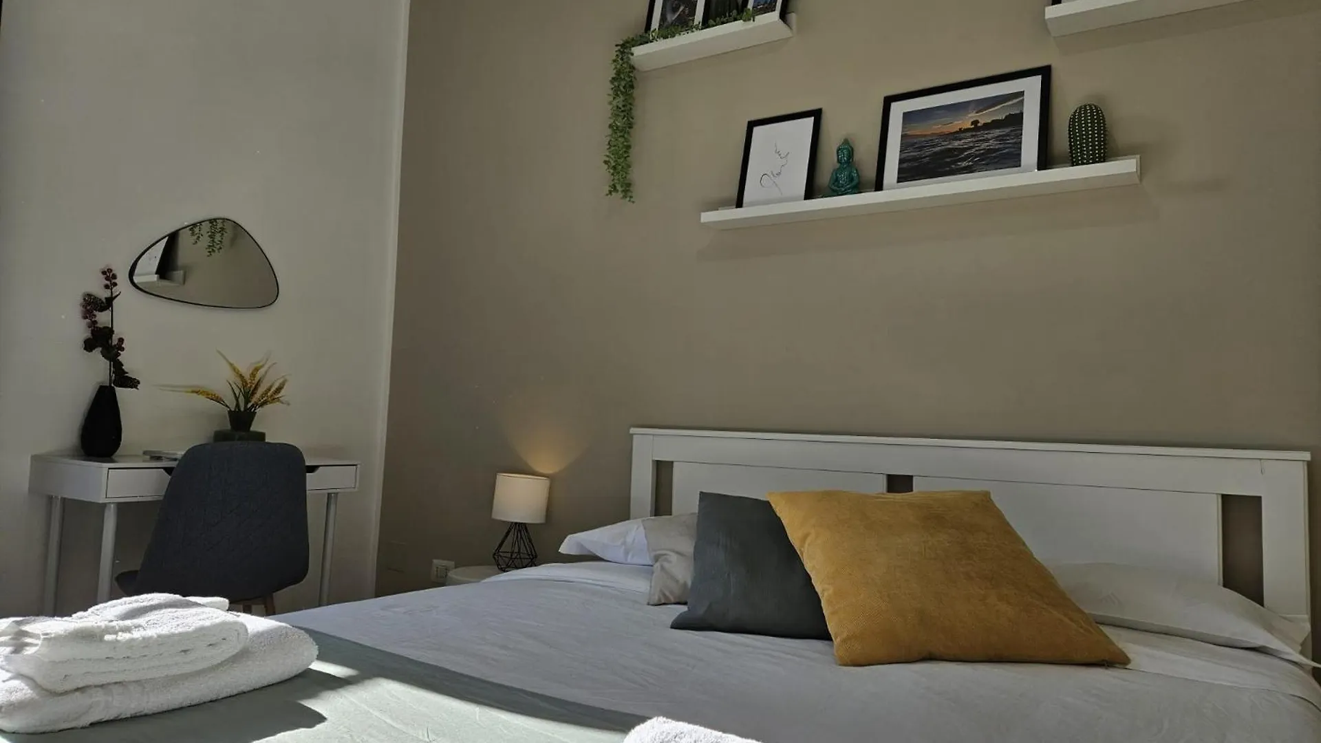 B&B Green Stazione Centrale E Centro Reggio Calabria 0*,